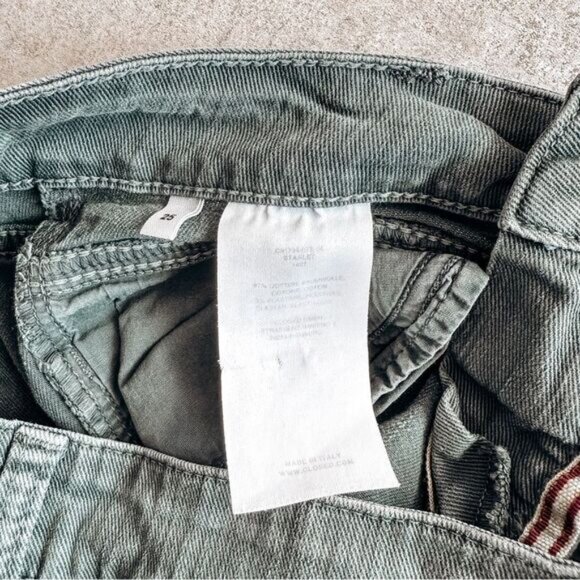 Closed Mid Rise Cropped Straight Leg Green Jean Size 25 - Picture 7 of 8